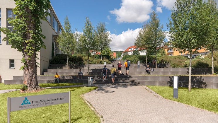 Ernst-Abbe-Hochschule Jena "Eingang zum Campus"